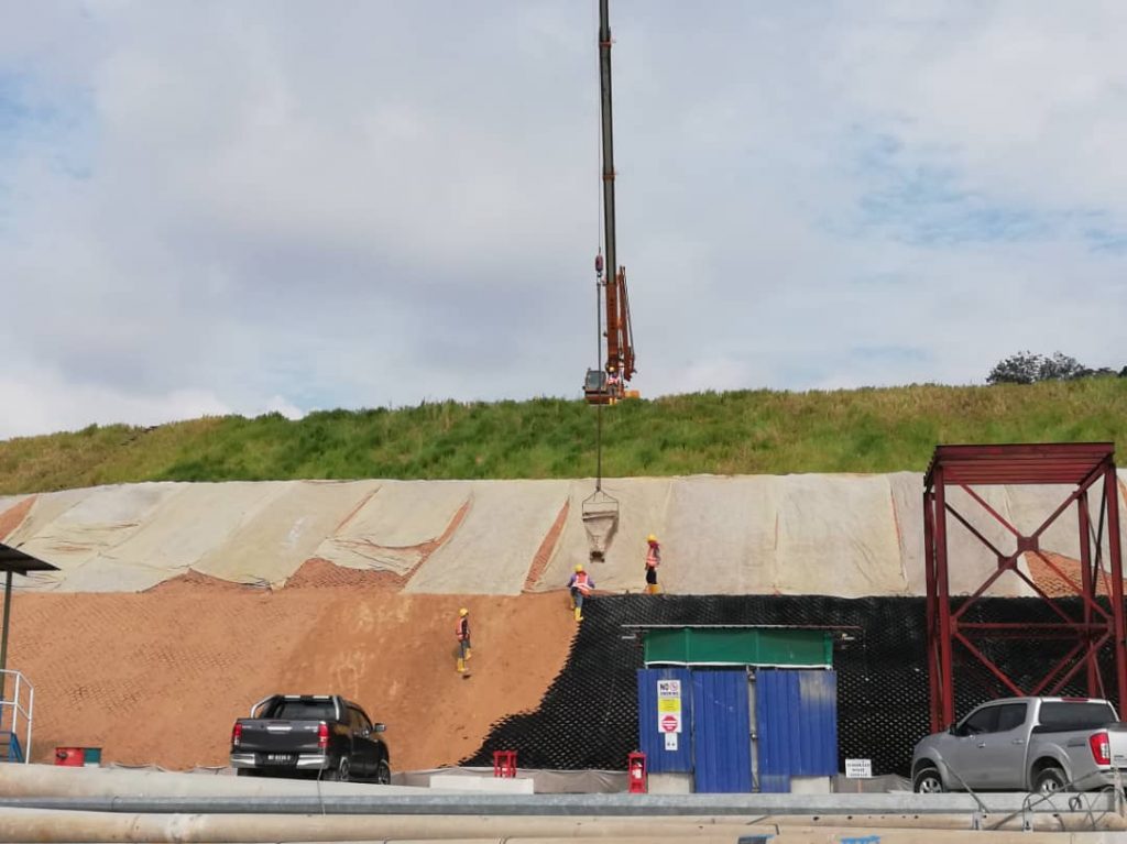 Geocell Installation for TSR MRT